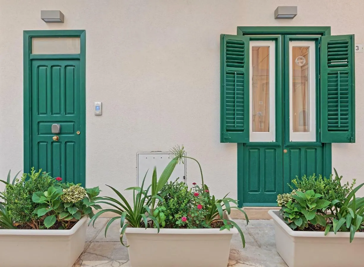 La Casa Di Cortile Rizzuto Villa Sferracavallo Holiday home