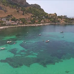 Palermo Mare Holidays Sferracavallo